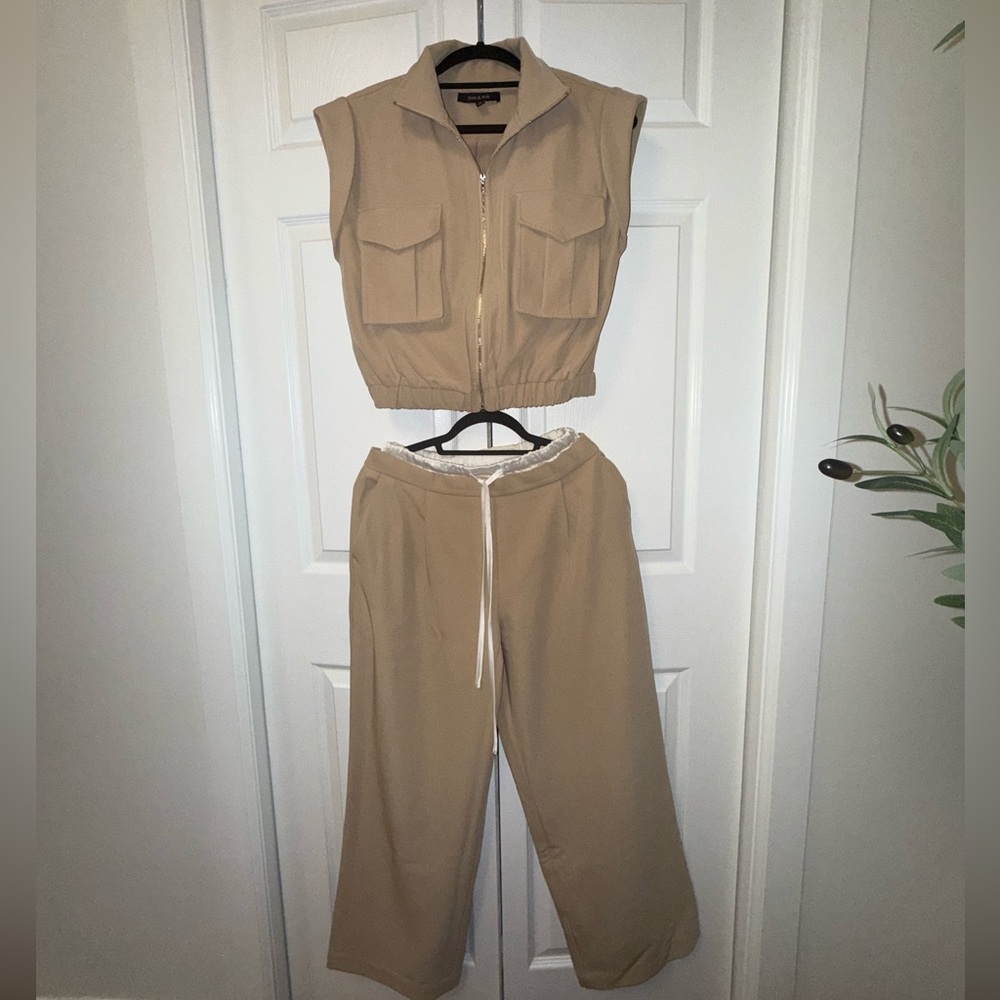 Beige Utility Crop Zip Vest & Wide-Leg Pant Set